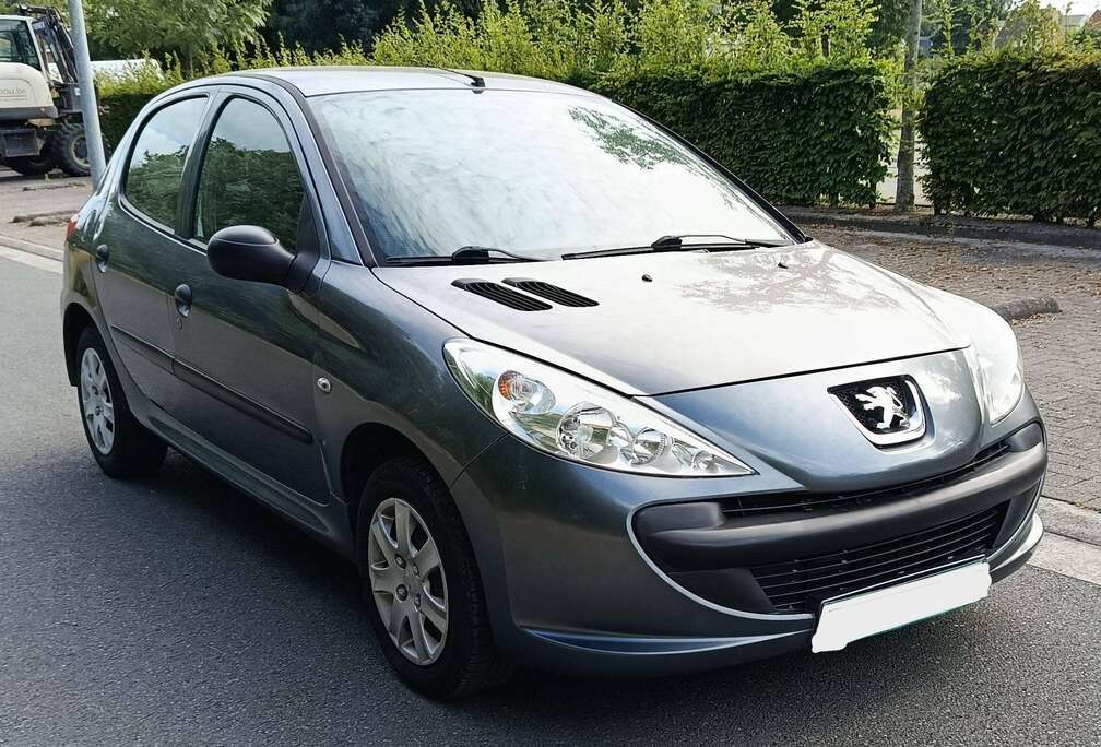 Peugeot 206  1.1i Urban