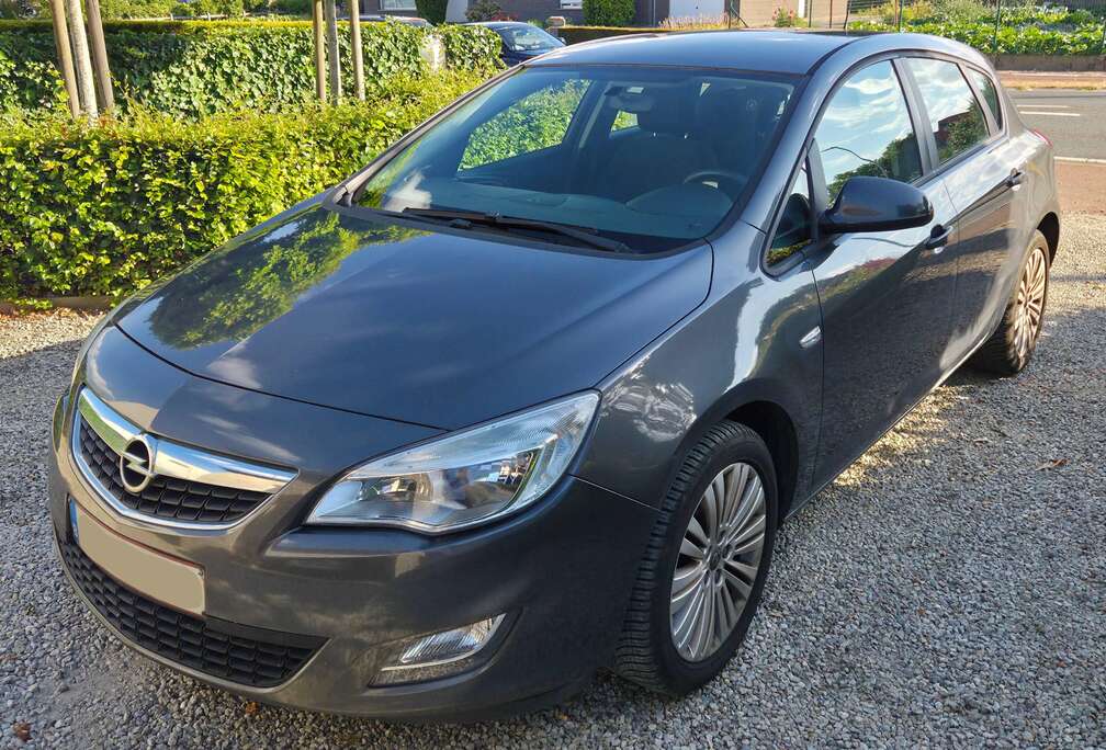 Opel Astra 1.4i Enjoy