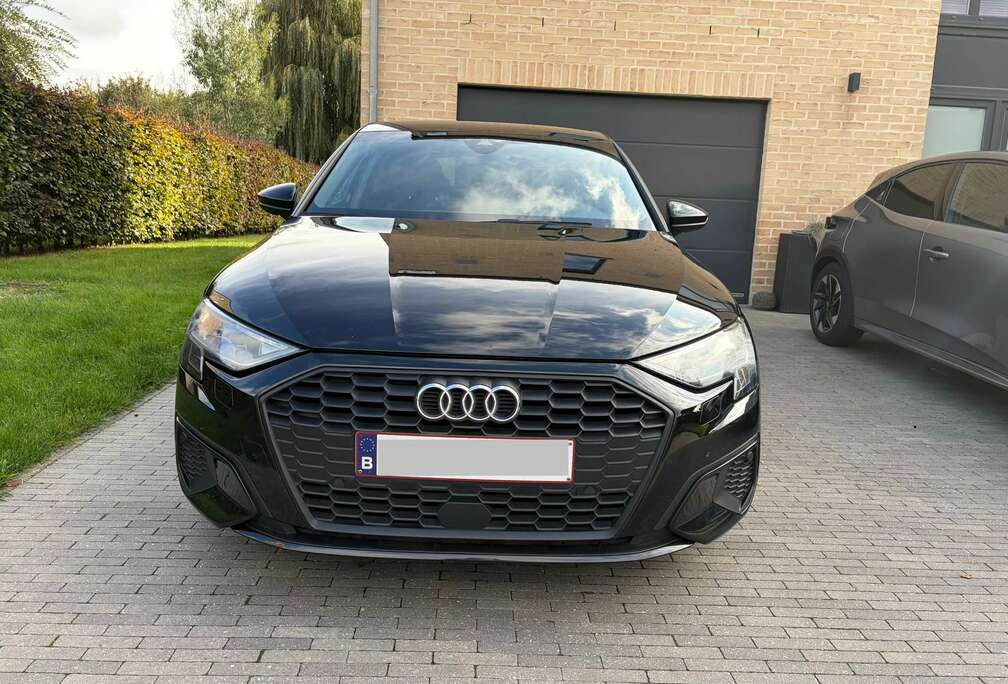 Audi Sportback 1.0 R3 81 DSG