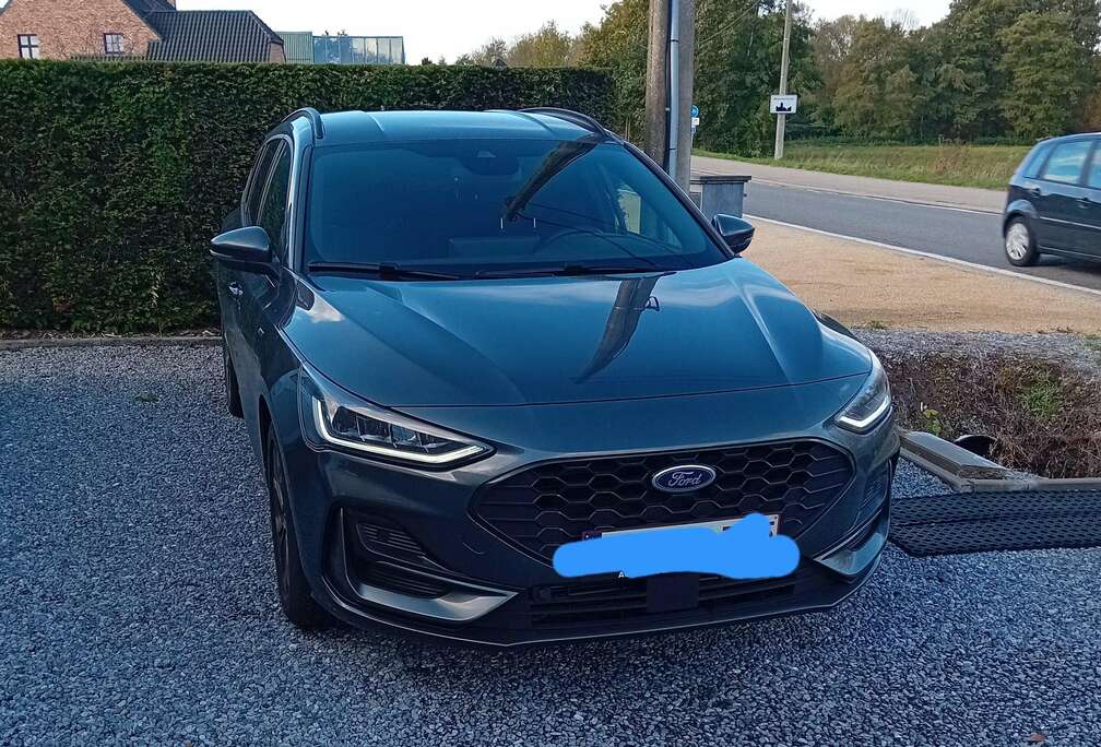 Ford Focus Turnier 1.0 EcoBoost Hybrid Aut. ST-LINE