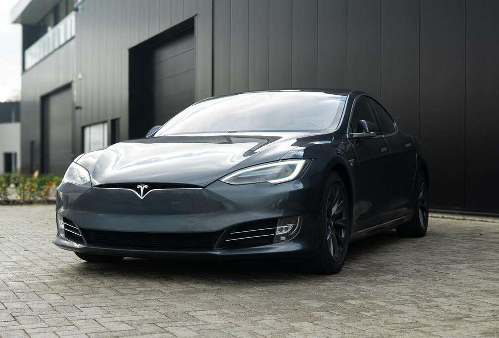 Tesla Model S  Longe Range