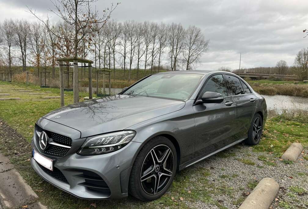 Mercedes-Benz C 180 AMG Line