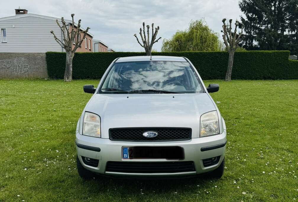 Ford 1.4i 16v Ambiente