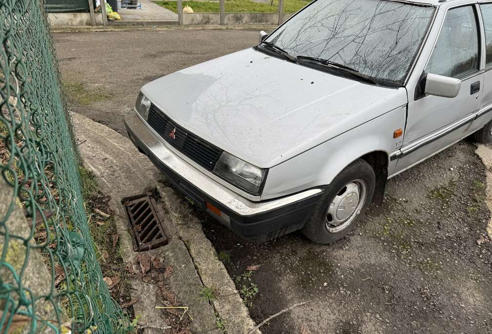 Mitsubishi Glx