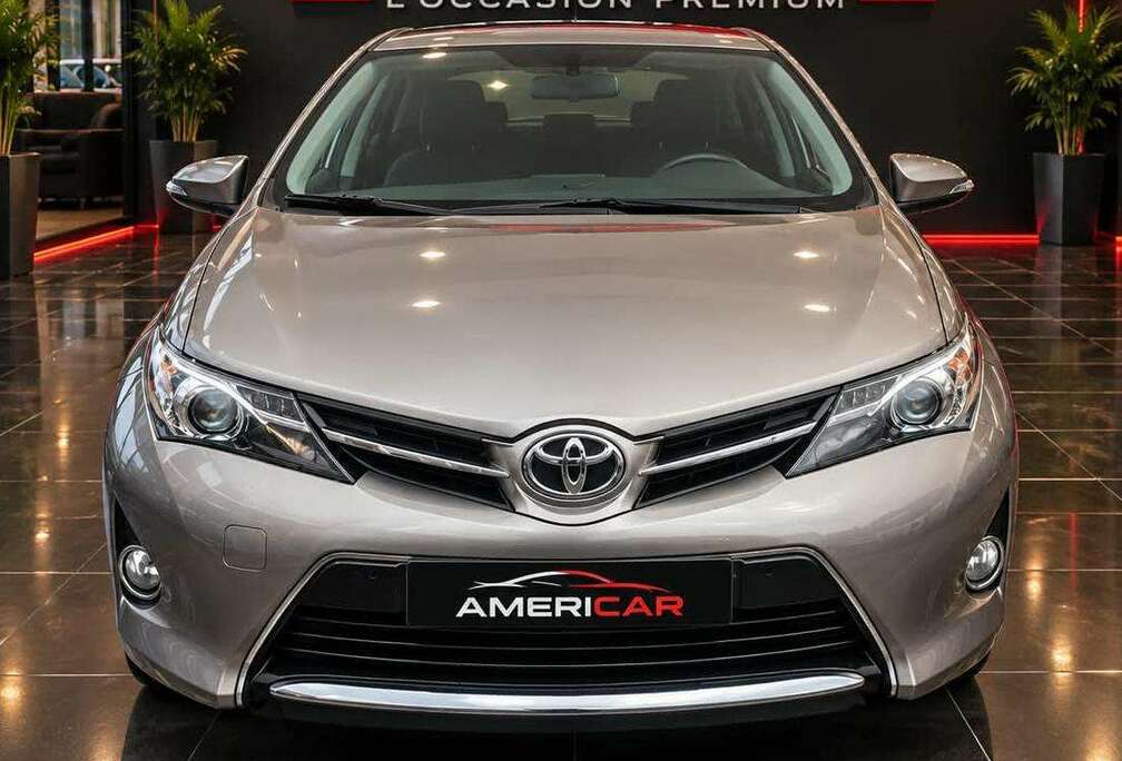 Toyota Auris 1.6i Style