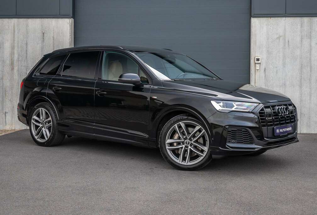 Audi Q7 PHEV 55 TFSie Quattro S-line / Audi Exclusive / Bruin leder / Pano / Luchtvering