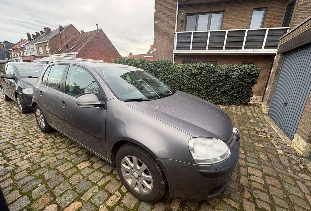 Volkswagen Golf 1.6 siège cuire