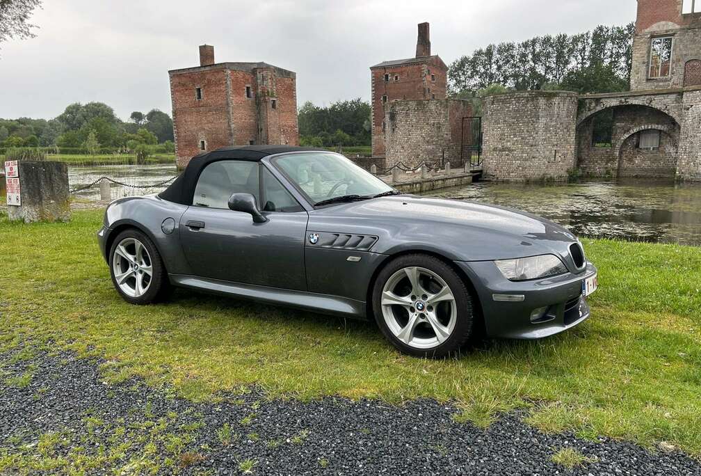 BMW Z3 2.0ia sport (E36) 6 cyl. 77300km historique bmw