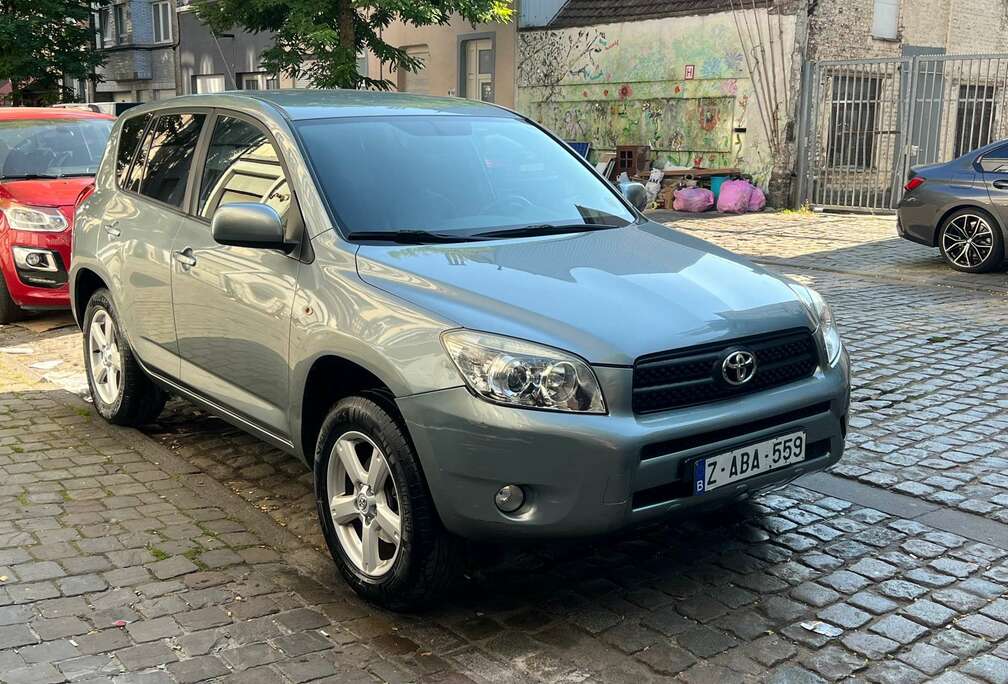 Toyota RAV4 2.0i VVT-i 16v VX