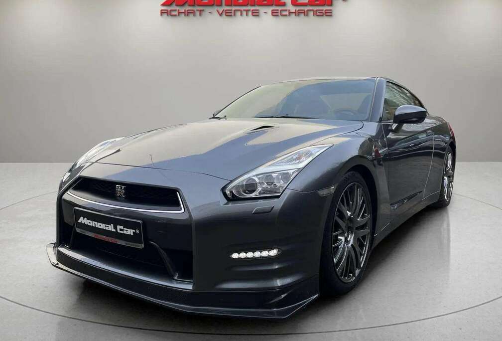 Nissan 3.8 Turbo V6 Black Edition - 59.211 Kms
