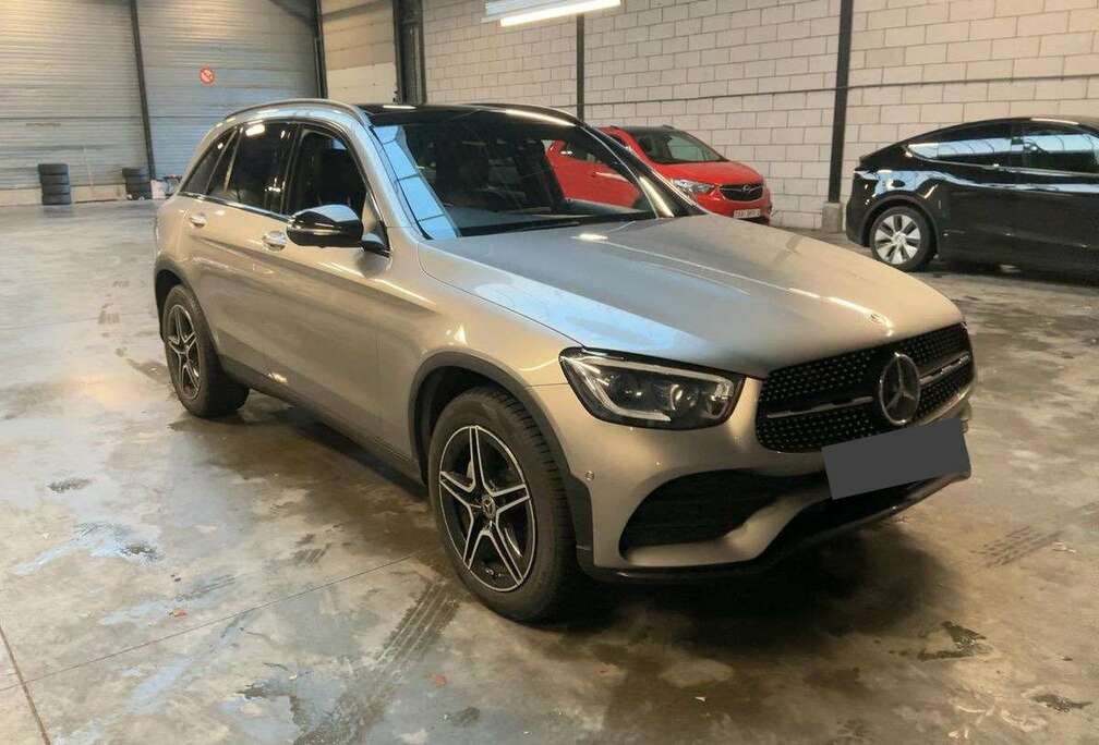 Mercedes-Benz 4Matic AMG Line