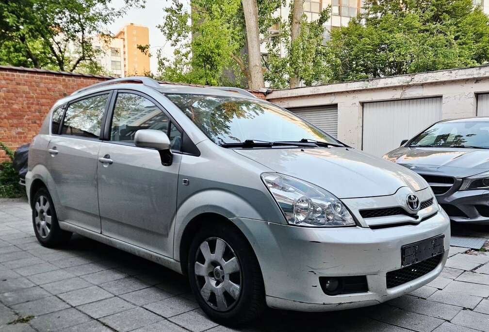 Toyota 1.8i VVT-i 16v Linea Luna