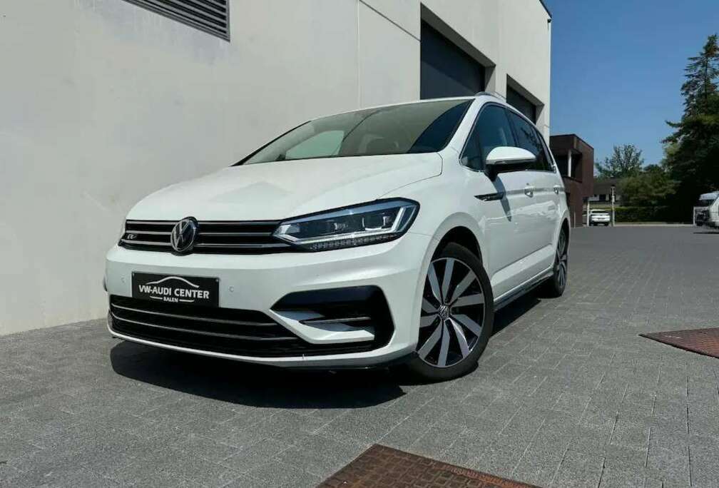 Volkswagen 1.5TSI 150PK DSG R-LINE REAR CAMERA APP CONNECT NA
