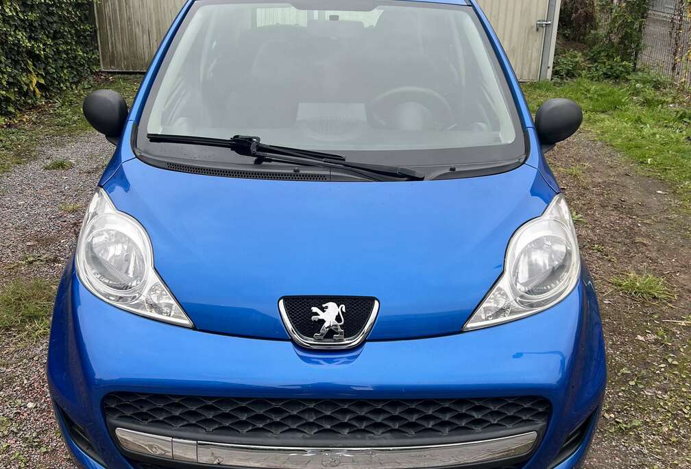 Peugeot 1.0i Urban