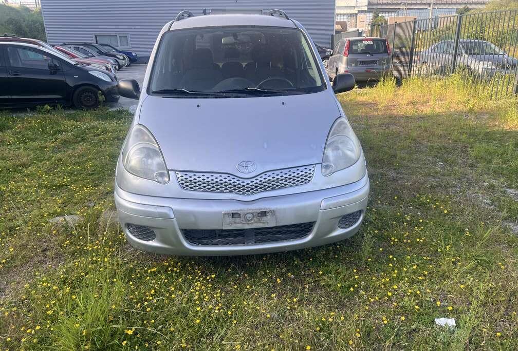 Toyota 1.5 Linea Sol. ONLY EXPORT