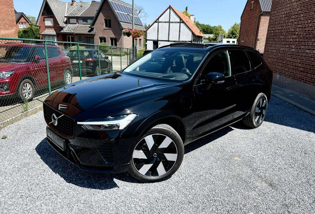Volvo 2.0 T8 PHEV AWD Plus Dark  Pano  360  Pilot Assist  H&K