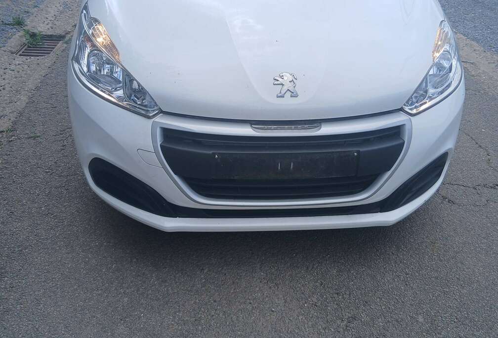 Peugeot 208 1.2i PureTech Like S