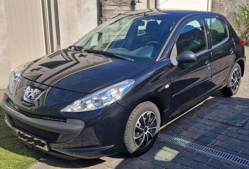 Peugeot 206  1.4i Trendy