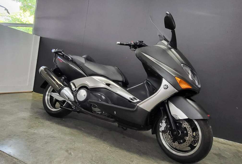 TMAX 500 budgetvriendelijke maxiscooter