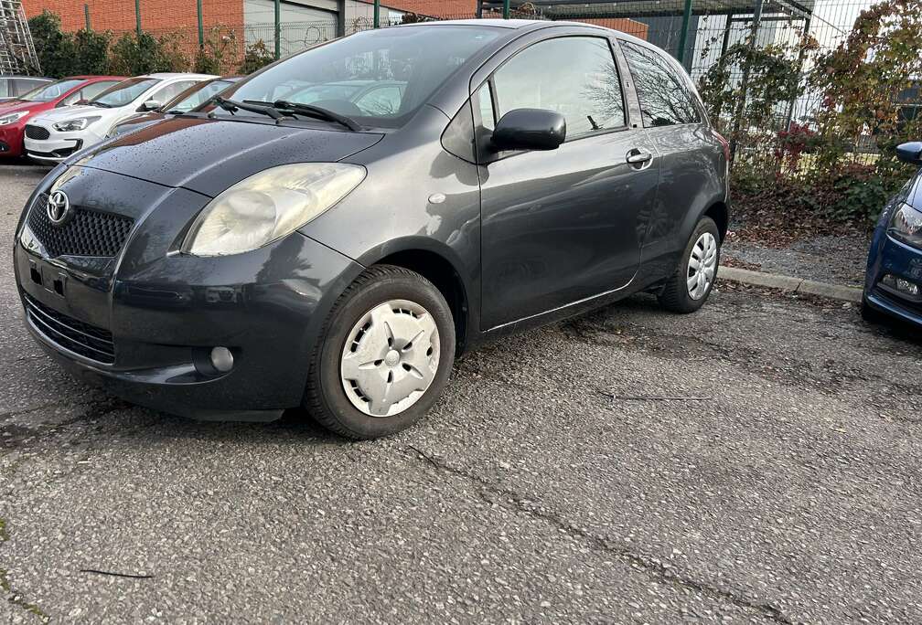 Toyota 1.0i VVT-i Luna 12 mois de garantie