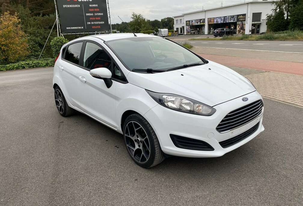 Ford 1.0i Titanium