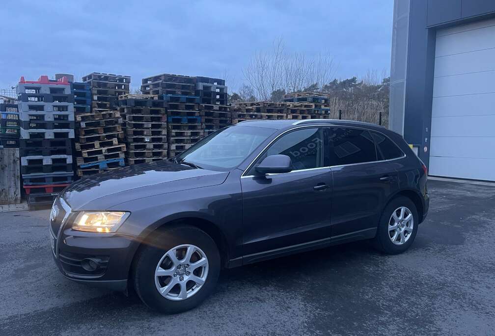 Audi 2.0 TDI 143 DPF Quattro Ambiente