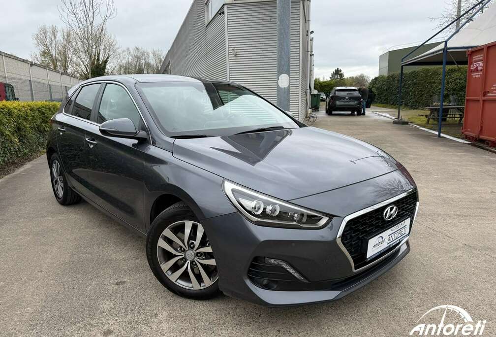 Hyundai i30 1.0 T-GDi Sky