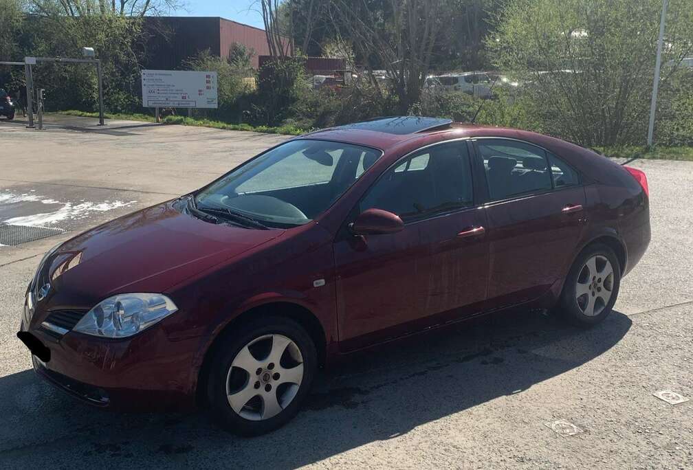 Nissan 1.6i 16v Selecta