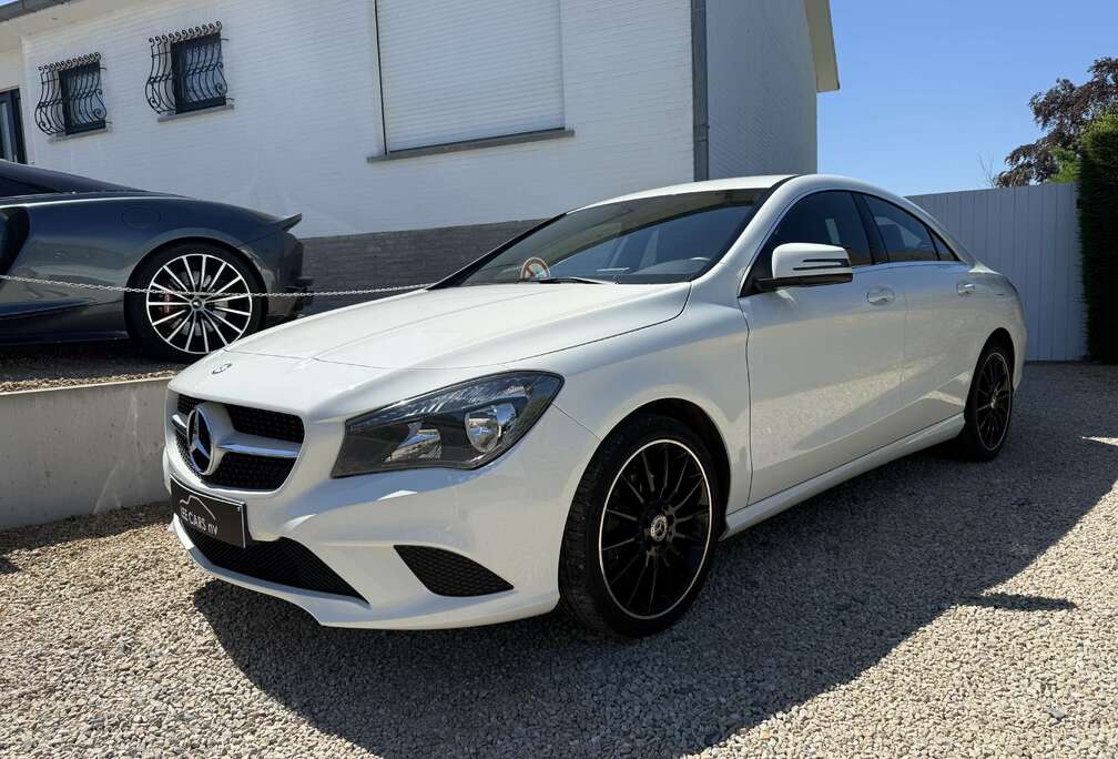 Mercedes-Benz CLA 180 NAVI,AIRCO,AMG VELGEN,SPORT