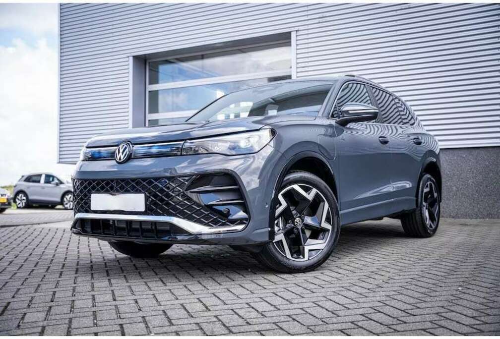 Volkswagen NEW MODEL PLUG IN 272PK R-EDITION 20/TREKH/EAS-28%