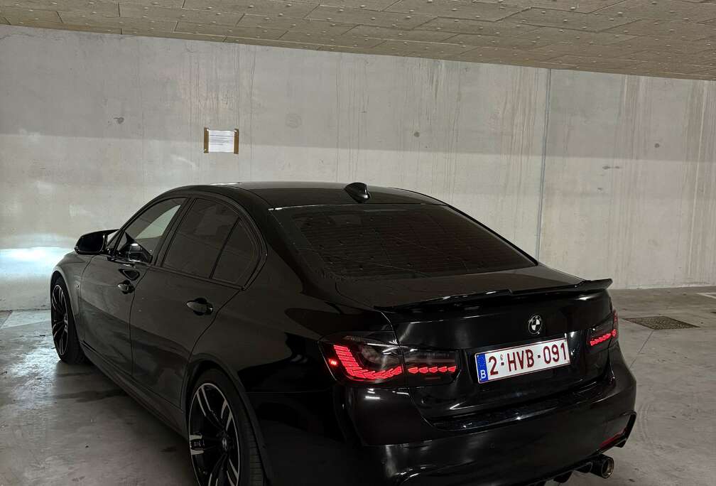 BMW 318iA PackM