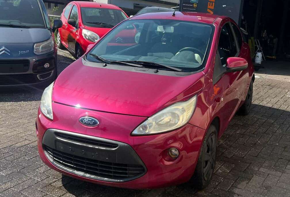 Ford Ka 1.3 TDCi Titanium X.
