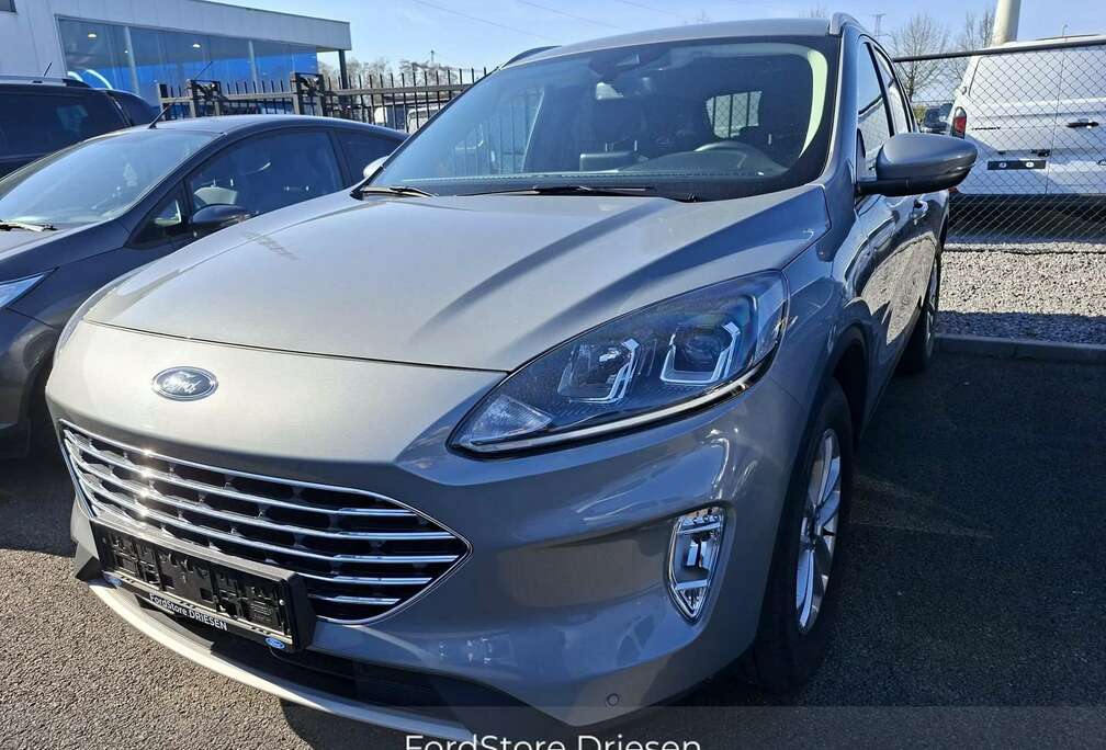 Ford Titanium 1.5i 120pk