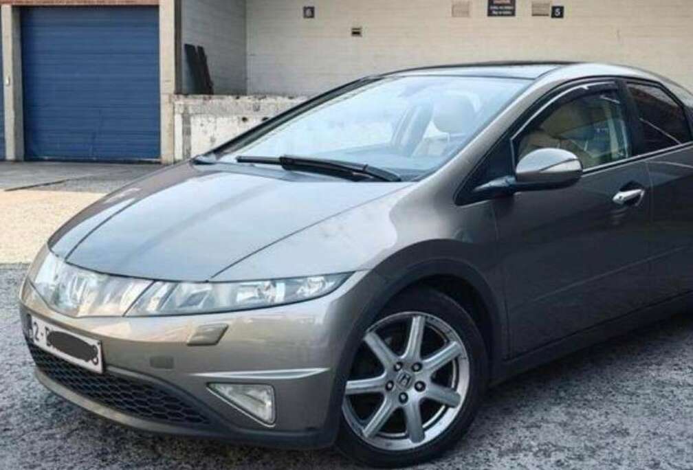 Honda 1.8 i-VTEC Executive Navi Cuir