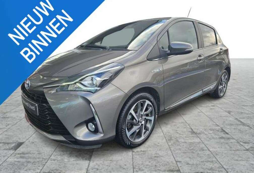 Toyota 1.5 VVT-i Hybrid Lounge