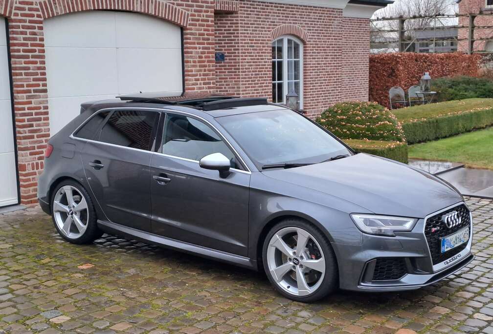 Audi RS3 Sportback S tronic
