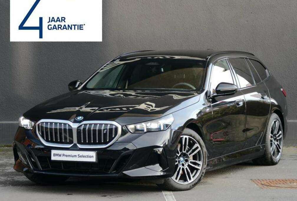 BMW eDrive40 Touring M Sport