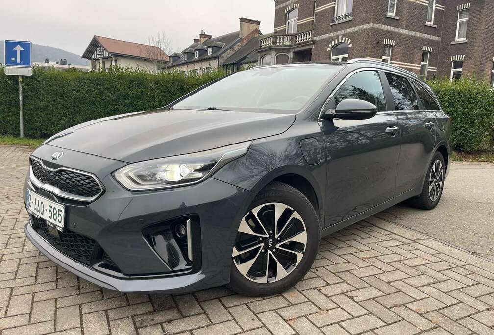 Kia 1.6 GDi PHEV Sense DCT