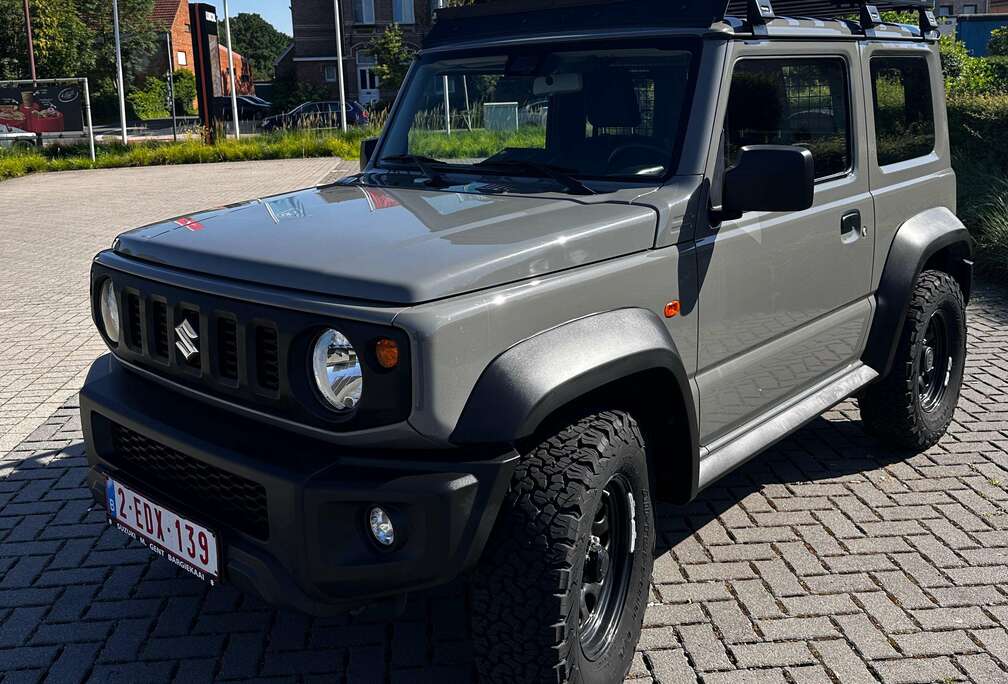 Suzuki Jimny 1.5i 4x4 GL