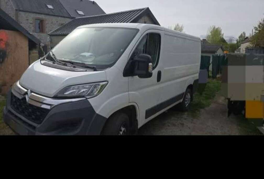 Citroen 2.0 BlueHDi L2H2 Confort