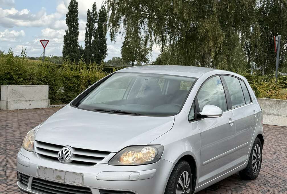 Volkswagen 1.6i 16v FSI On Tour Tiptronic