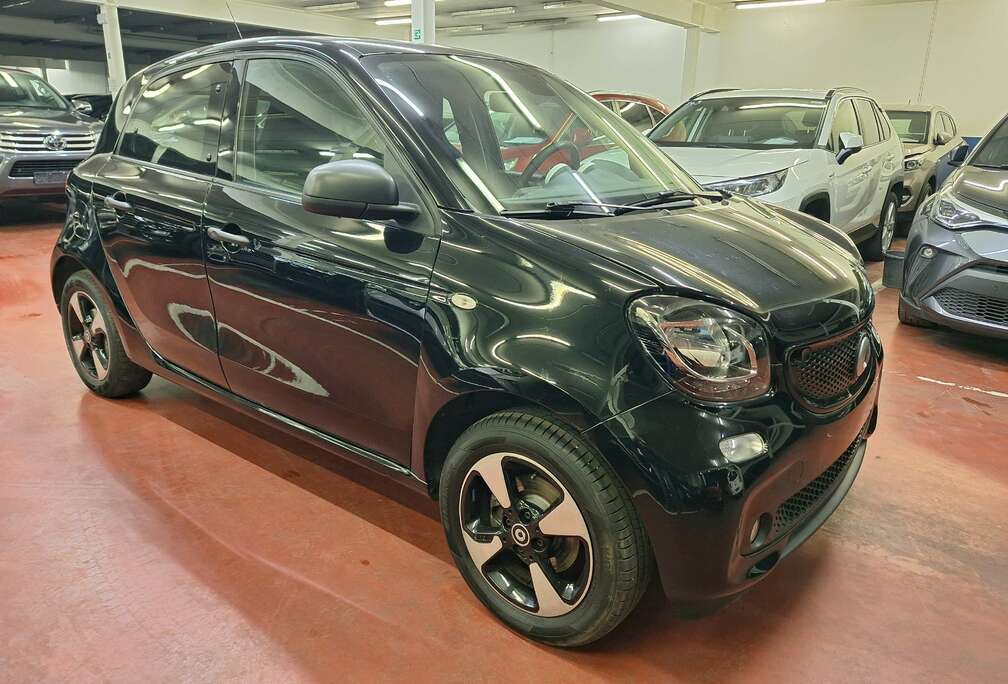 Smart Forfour 1.0i Comfort DCT (EU6.2)