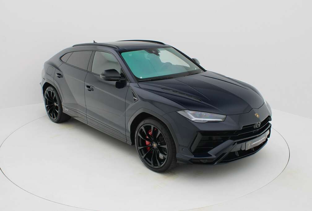 Lamborghini Urus S - 666hp