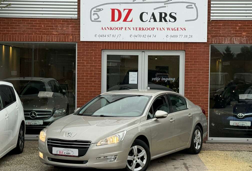 Peugeot 1.6HDI 116PK NAVI  DIGITALE AIRCO