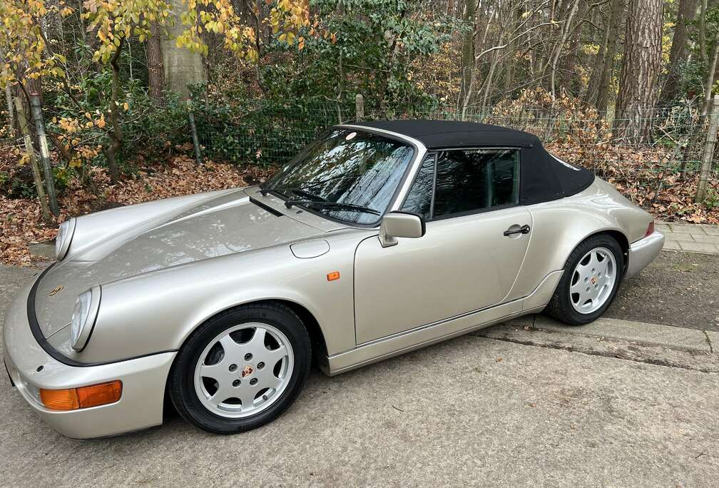 Porsche 911 Carrera 2 Cabriolet