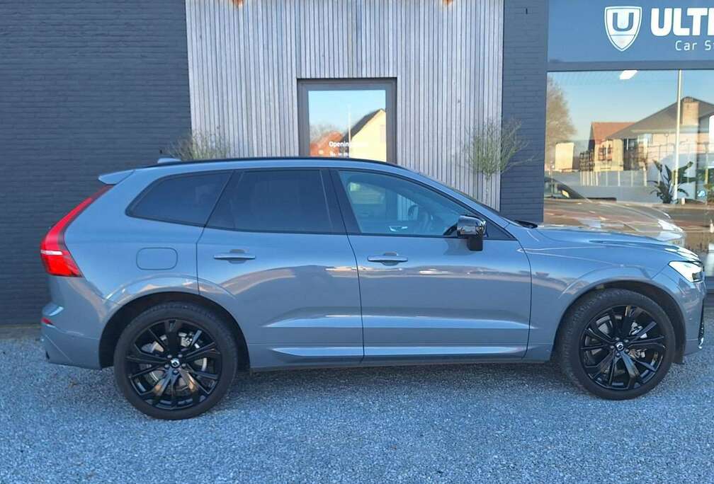 Volvo T6 AWD R-DESIGN/PANO/ACC/21\