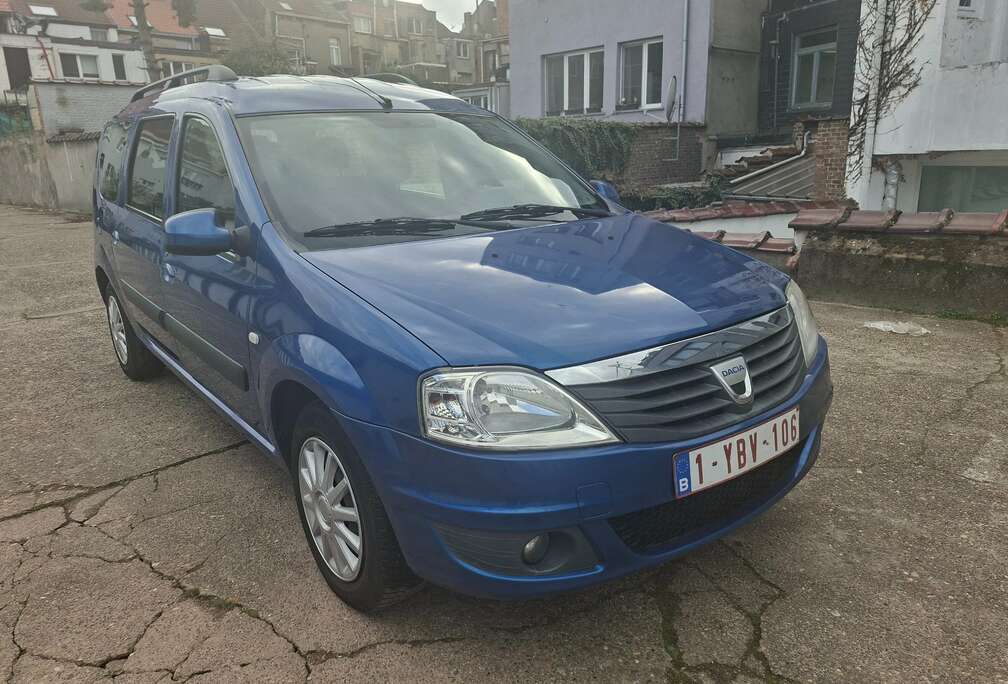 Dacia Logan MCV 1.6i Laureate 7pl.