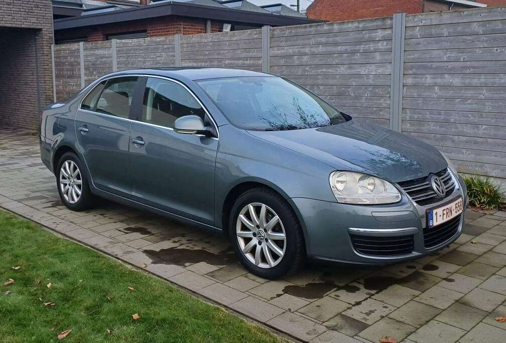 Volkswagen Jetta 1.9 TDI DPF Trendline