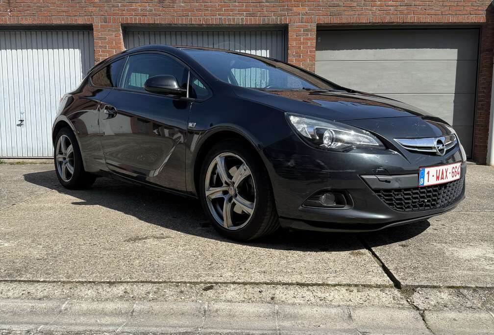 Opel GTC 2.0 CDTI ecoFLEX Start/Stop Edition