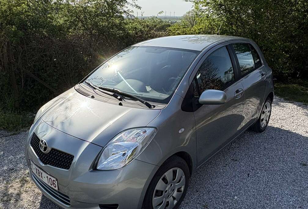 Toyota 1.4 Turbo D4D Prête A Immatriculer Carnet Complet